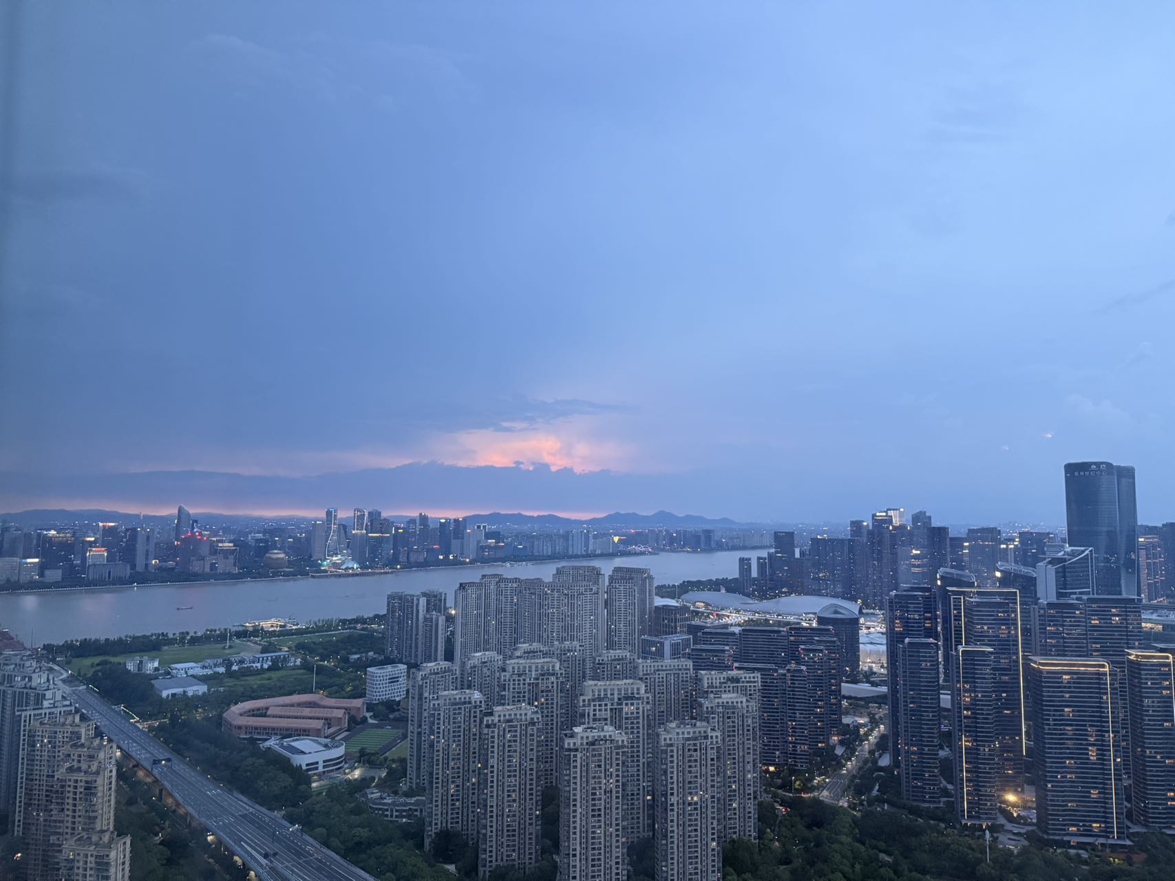 世茂智慧之门 5207 213㎡